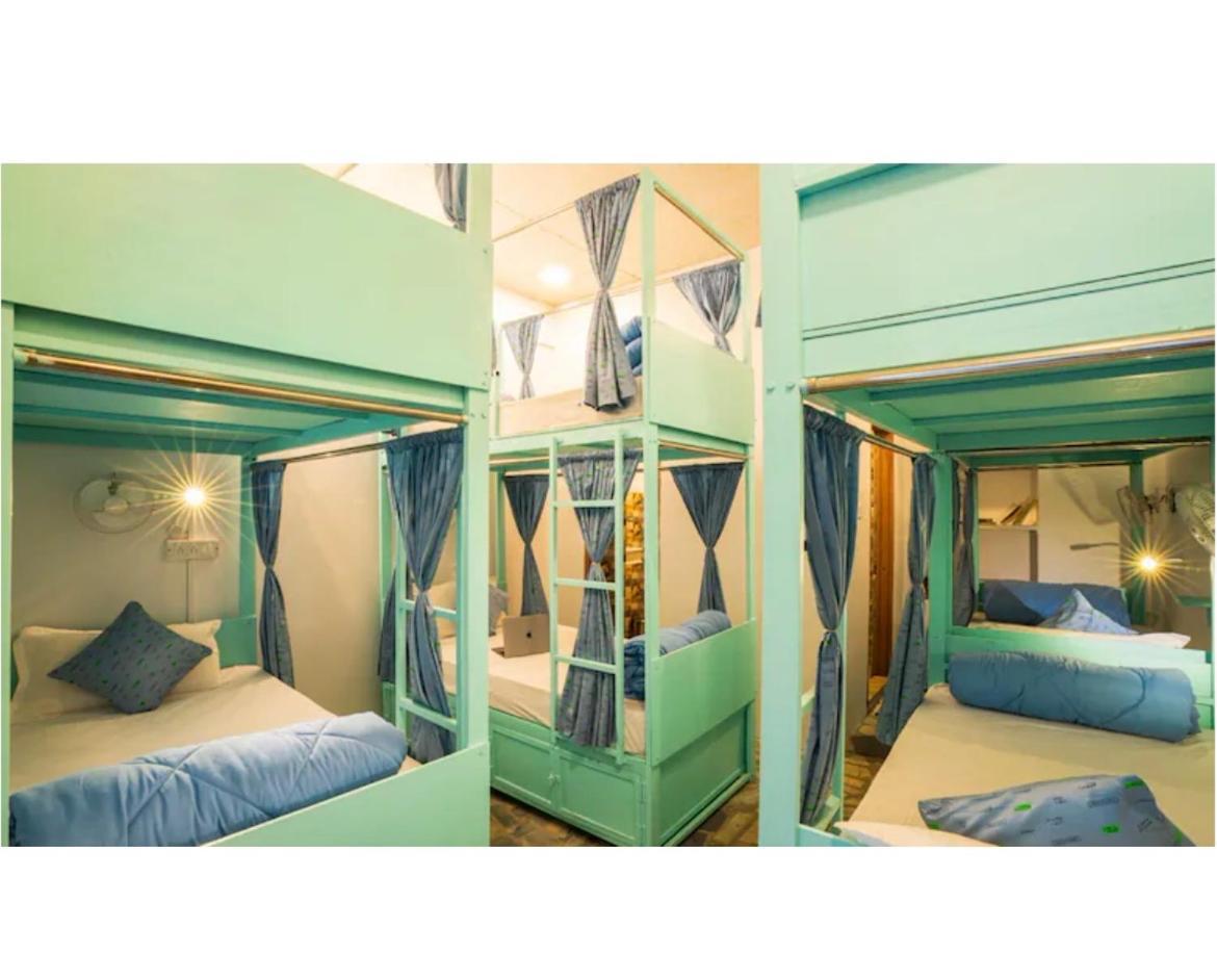 Unplanned Hostel אודייפור מראה חיצוני תמונה