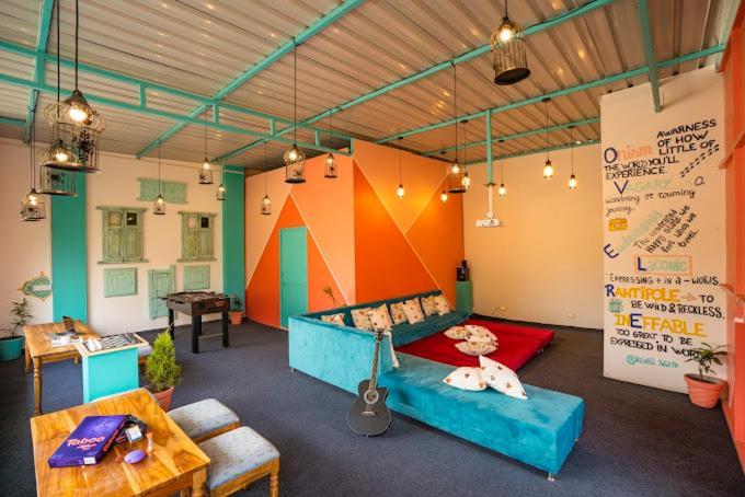 Unplanned Hostel אודייפור מראה חיצוני תמונה